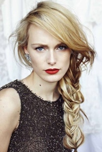 модные праздничные прически для девочек модные праздничные прически для девочек