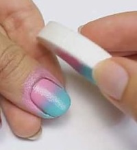градиент на ногтях